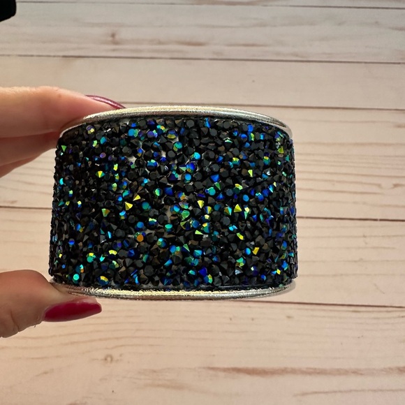 Large Cuff With Sparkling Stones Brand New - Picture 4 of 8